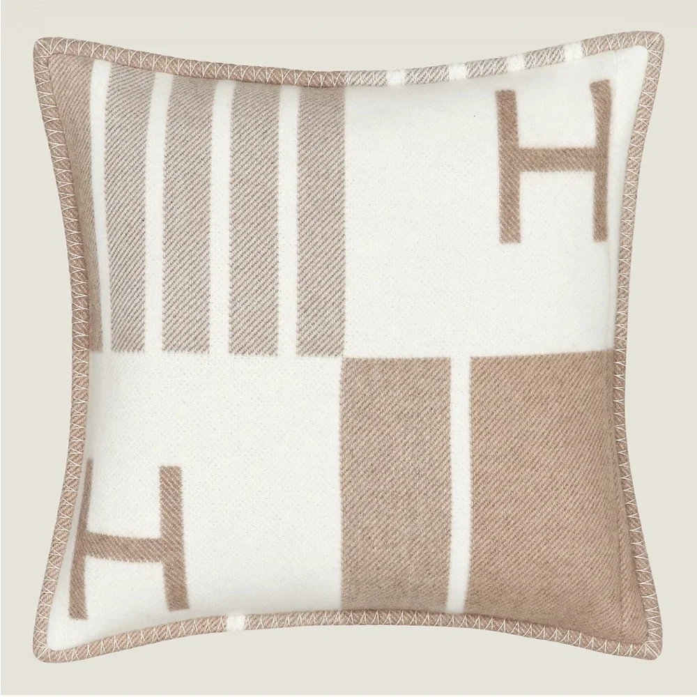 Hermès Brand New Avalon Vibration Pillow - Picture 3 of 7